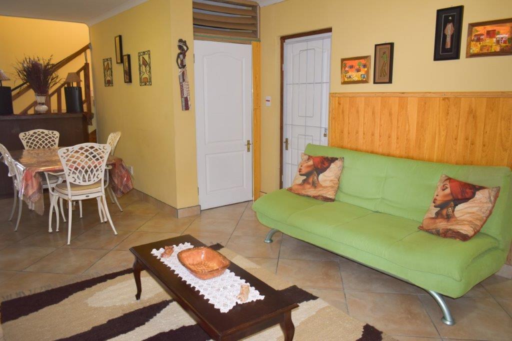 Protea Unit lounge